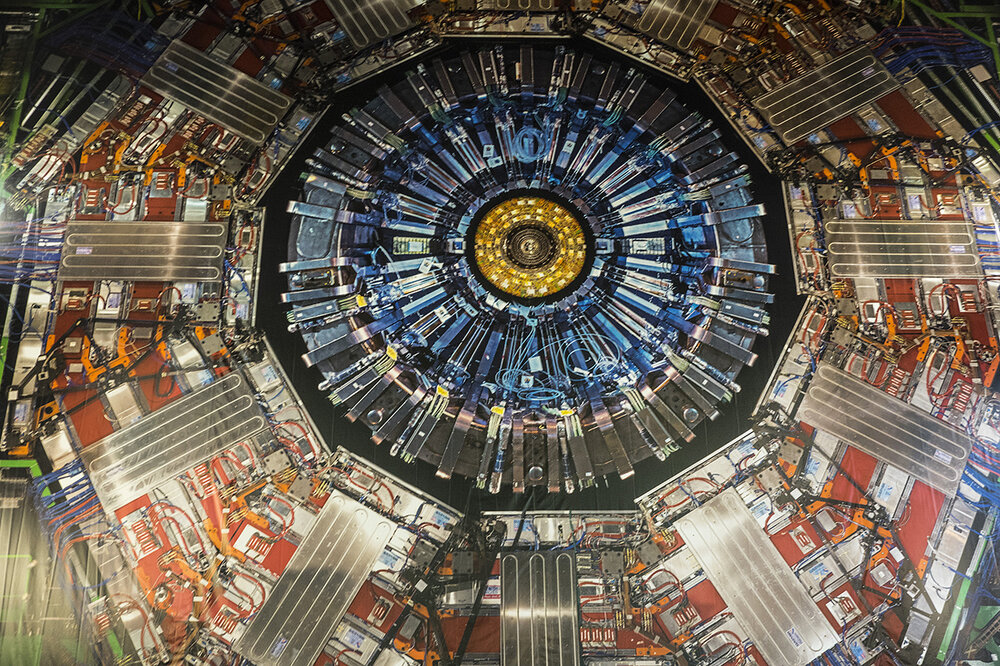 cern1.thumb.jpg.44610c5f88da5ae4dd954dd554808e4c.jpg