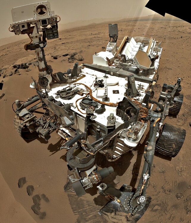 curiosity-mars-rover-self-portrait.thumb.jpg.d88c9f7989abd74a903ea2de6742b50a.jpg