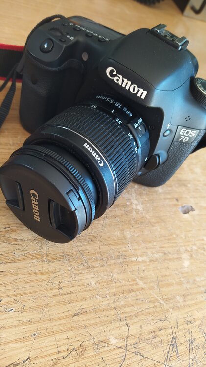 eos7D2.thumb.jpg.349284c30fb711439c03feb42baa0d51.jpg
