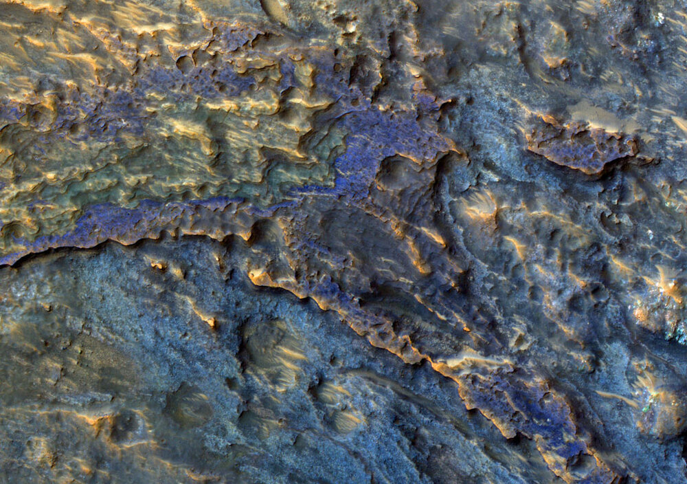 hirise.thumb.jpg.ed18f80384401666d32705dc5da67780.jpg
