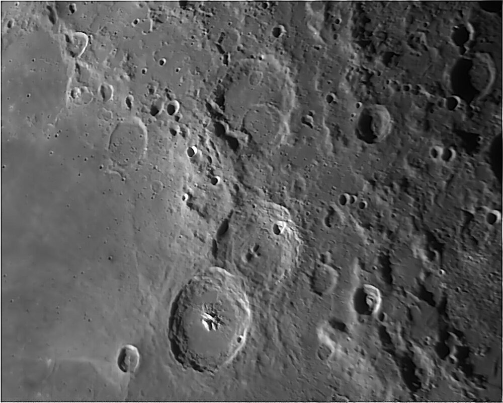 moon1.thumb.jpg.a6fd7a56db047180be0c59aa6bb5b6f8.jpg
