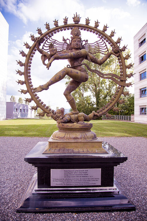 shivas_statue_at_cern_engaging_in_the_nataraja_dance.thumb.jpg.6de690a32a27880d7875bc3940ce63d6.jpg