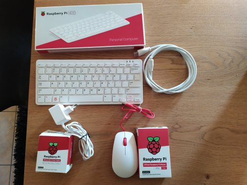 Περισσότερες πληροφορίες για το "Raspberry Pi 400 + usb τροφοδοτικό + ποντίκι + καλώδιο micro hdmi-hdmi"