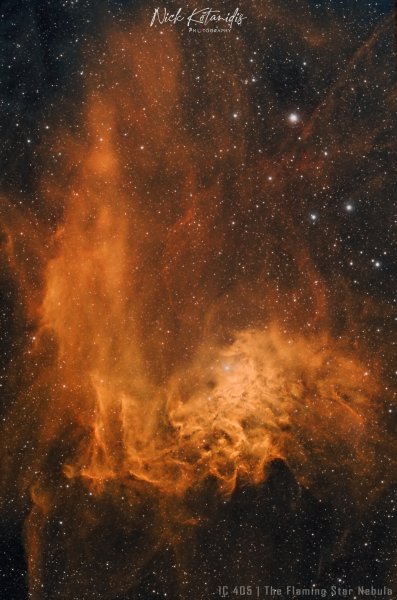 IC 405 | The Flaming Star Nebula