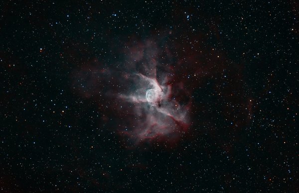 Περισσότερες πληροφορίες για το "ngc2359 thor's helmet"