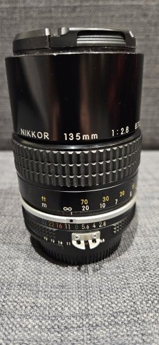 Περισσότερες πληροφορίες για το "Nikkor 135mm f2.8"
