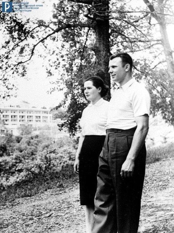 Γιούρι Γκαγκάριν3.jpg