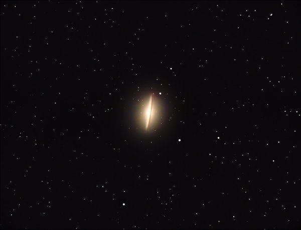 🚀 M104 - Γαλαξίας Σομπρέρο 🌌