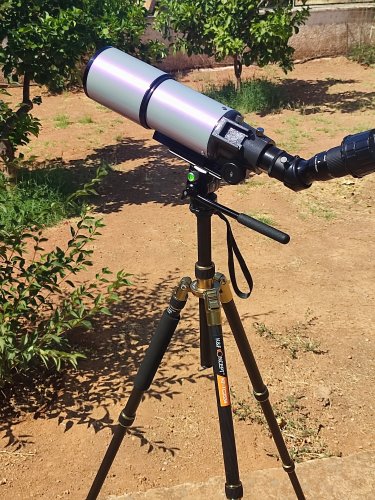 Περισσότερες πληροφορίες για το "Skywatcher ST80 (+κάμερα και Celestron zoom)"