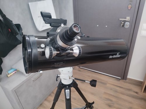 Περισσότερες πληροφορίες για το "Skywatcher Explorer 130p Σετ με βάση"
