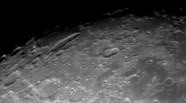 Schiller και Hainzel Crater