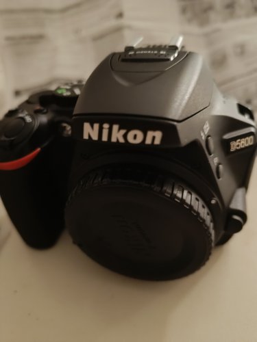 Περισσότερες πληροφορίες για το "Nikon d 5600"