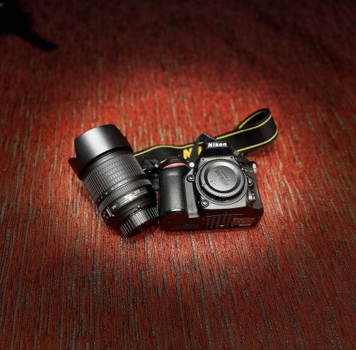 Περισσότερες πληροφορίες για το "Nikon D7200 με φακό 18-105mm + τσάντα & αξεσουάρ"