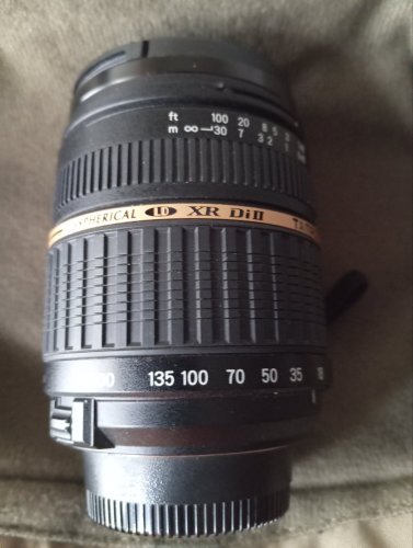 Περισσότερες πληροφορίες για το "Πωλείται φακός Τamron 18-200mm f/3.5-6.3 XR Di II LD Aspherical (IF) Macro 62mm"