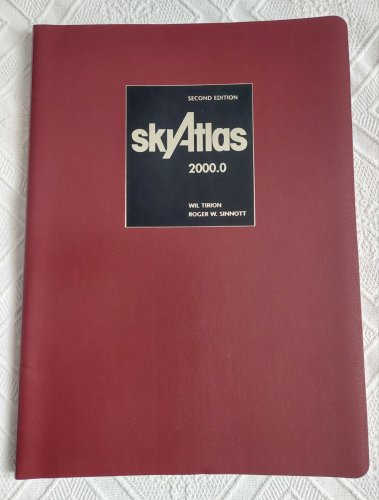 Περισσότερες πληροφορίες για το "Sky Atlas 2000.0 2nd Edition Deluxe - Spiral-bound (Wil Tirion Roger Sinott)"