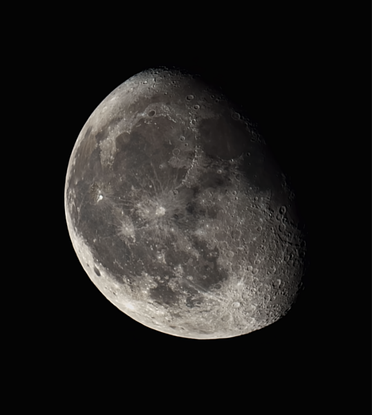 Σελήνη 07-04-2026 00:50 (UT) 03:50 Local Time