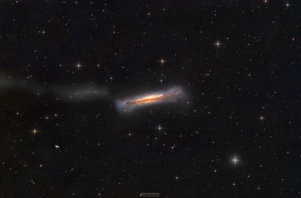 Hamburger galaxy - NGC 3628.jpg