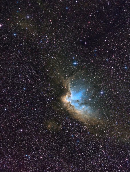 Το ανοικτό σμήνος NGC 7380 και το νεφέλωμα SΗ2-142 (νεφέλωμα του Μάγου)