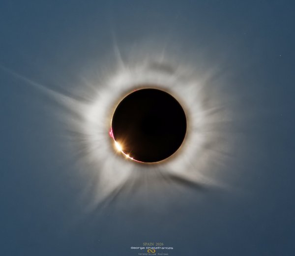 TOTAL SOLAR ECLIPSE 2026